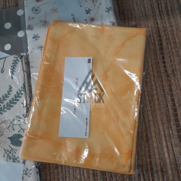 Nappe PVC imprimée - 50 pièces