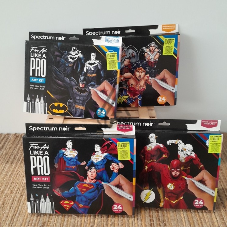 Kit d'apprentissage dessin - MARVEL - 18 pièces