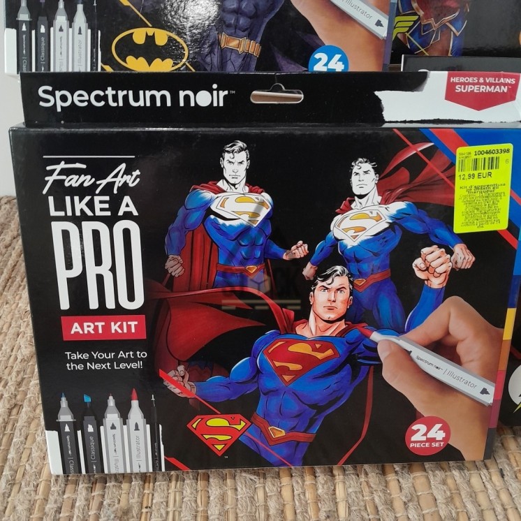 Kit d'apprentissage dessin - MARVEL - 18 pièces