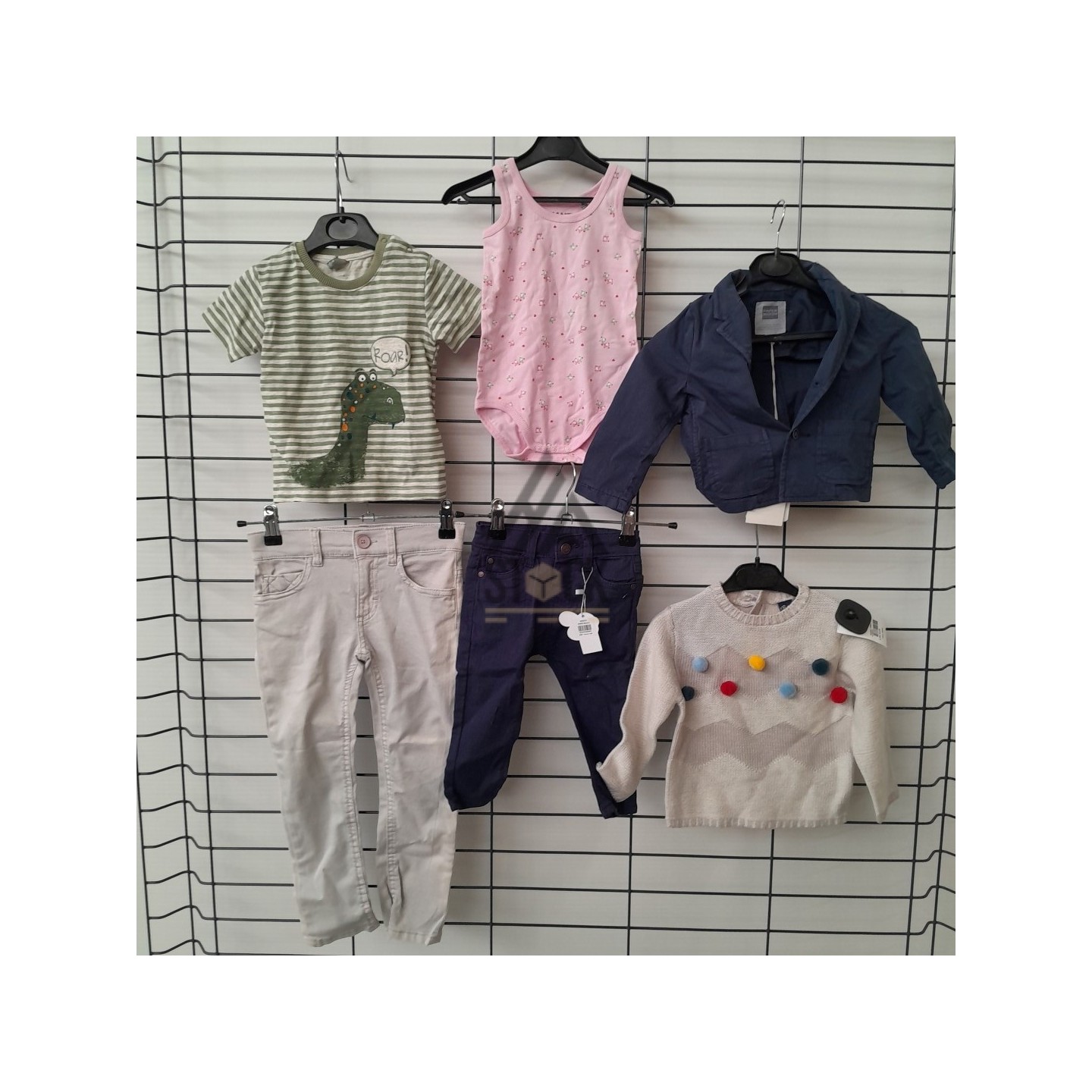 TEXTILE ENFANT de marque - 250 pièces