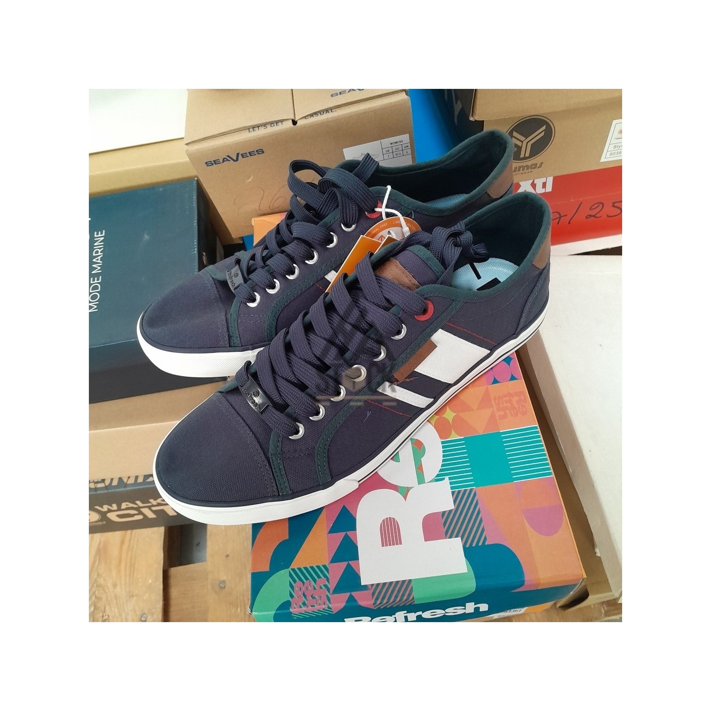 CHAUSSURE en boite  - 20 paires