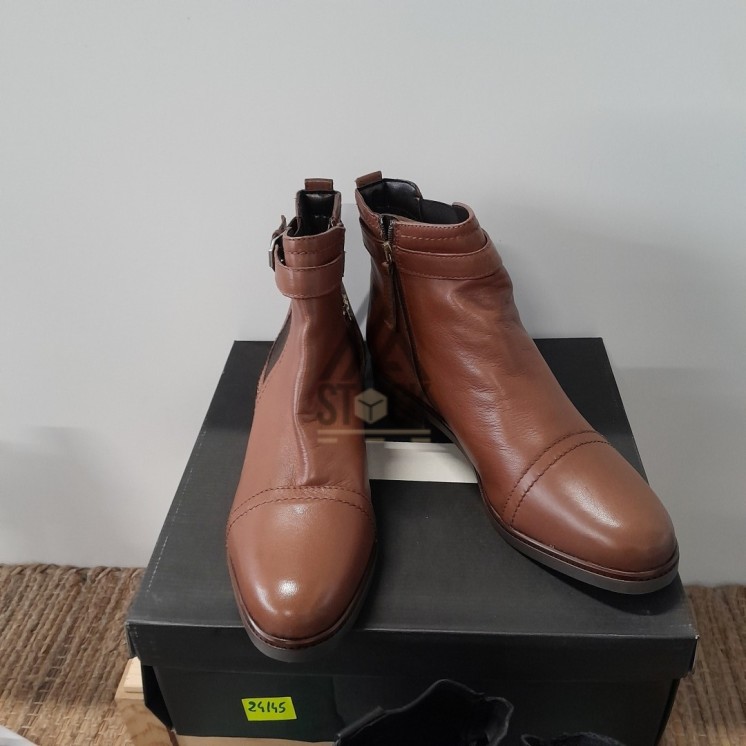 Bottine - 10 pièces