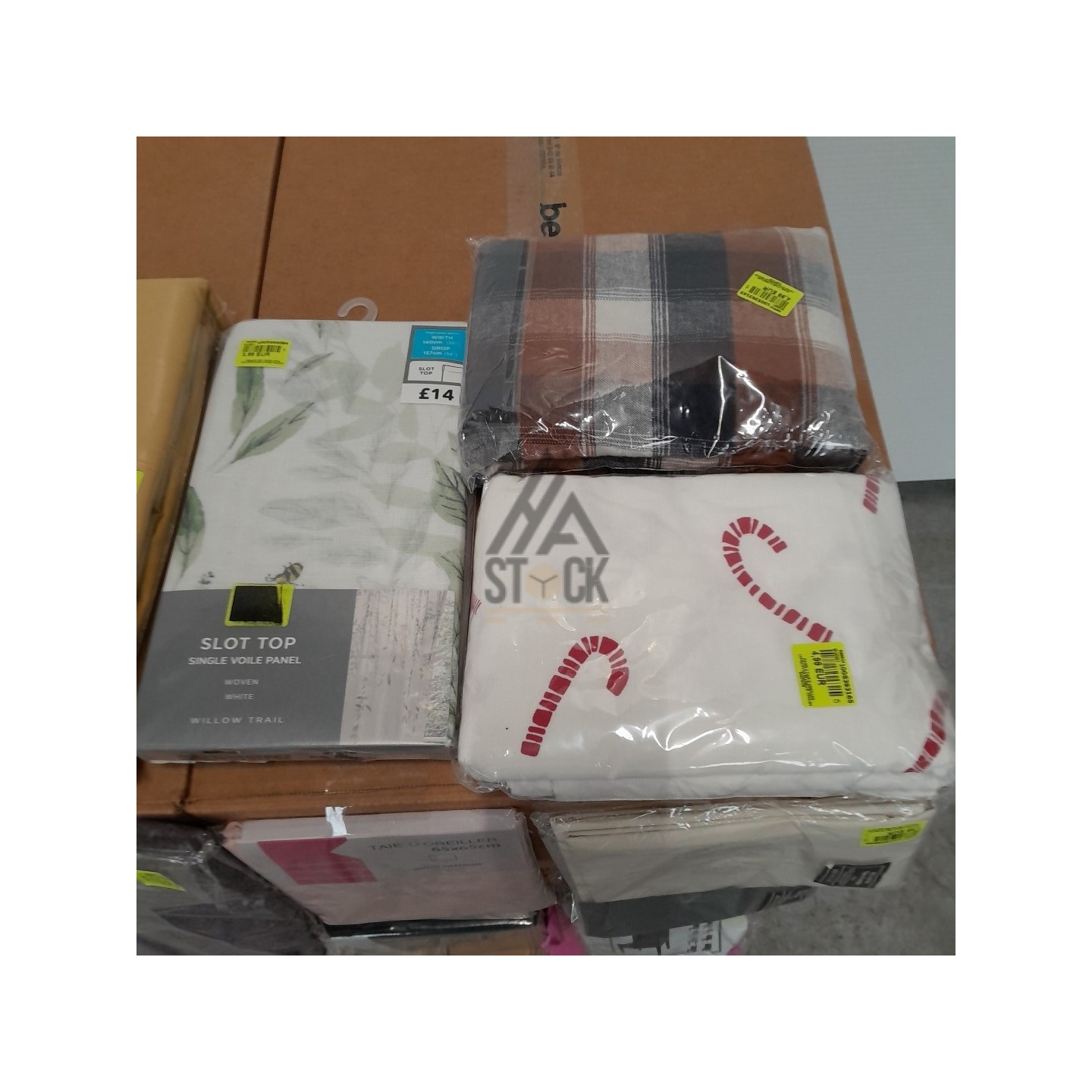 LINGE DE MAISON - 90 pièces