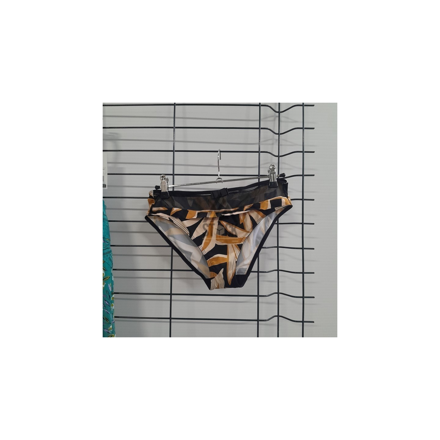 SOUS VETEMENTS DE MARQUE - 50 pièces