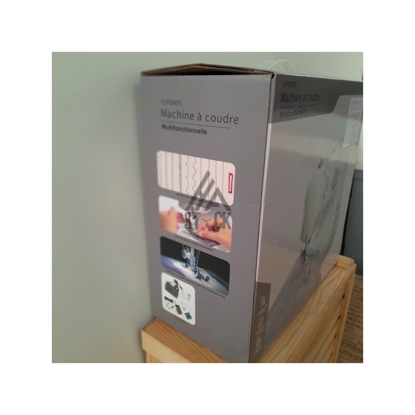 Machine a coudre - 2 pièces