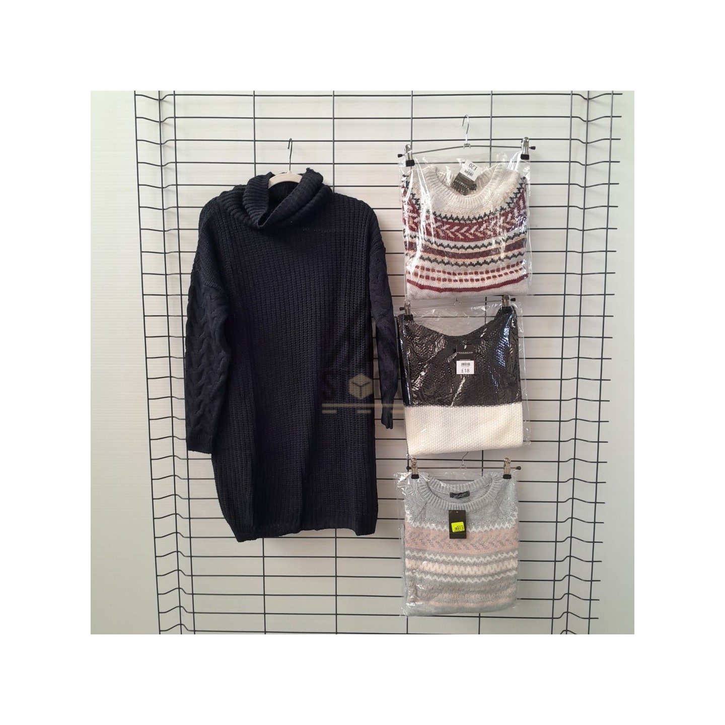 Pull  - PEACOCKS - 50 pièces