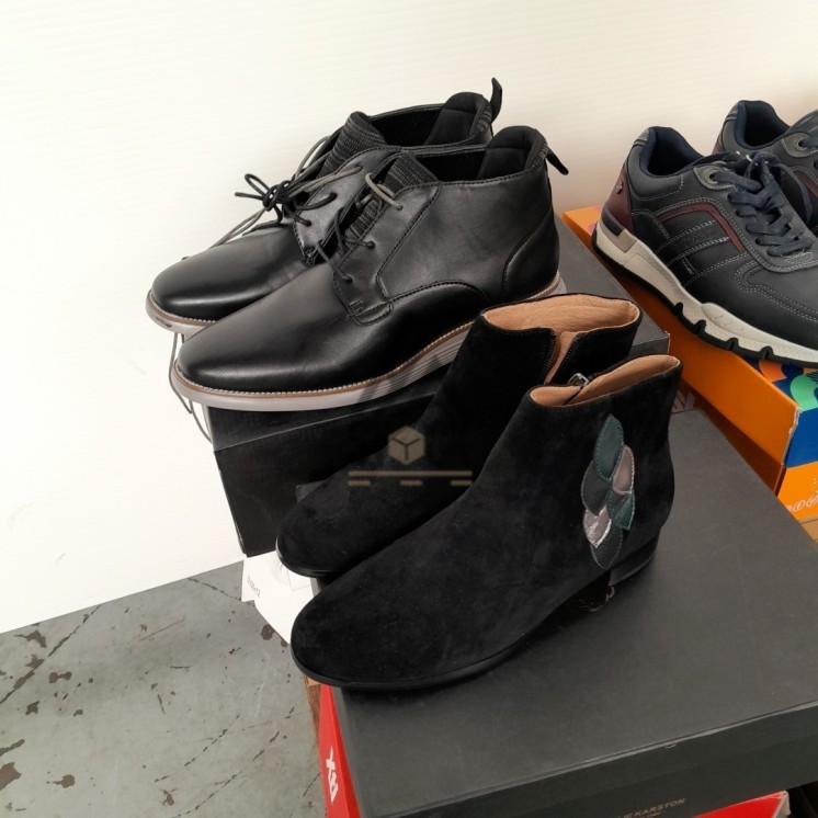 CHAUSSURE en boite  - 20 paires