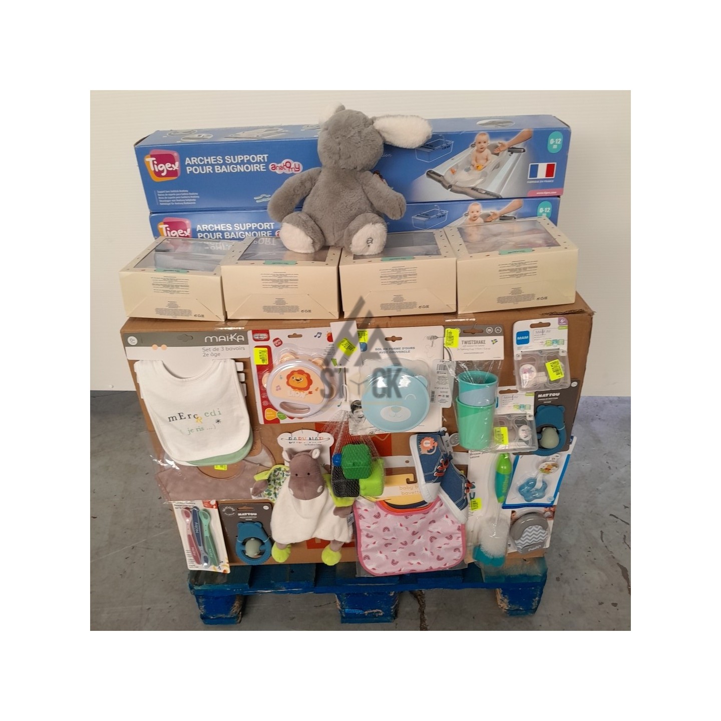 PUÉRICULTURE - 160 pièces