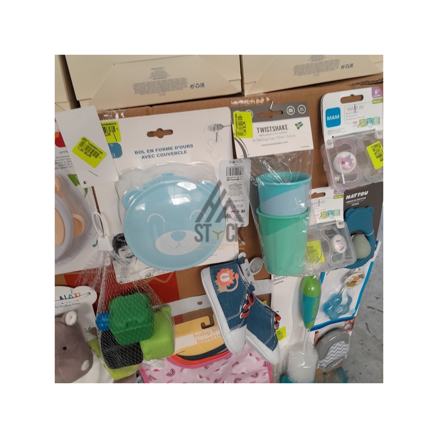 PUÉRICULTURE - 160 pièces