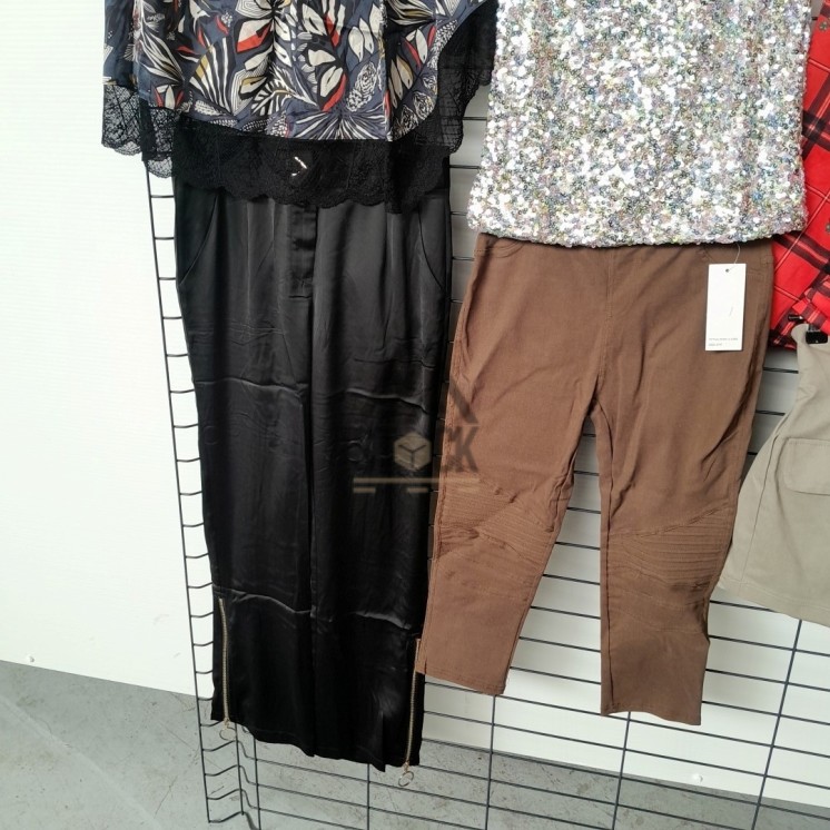 TEXTILE - 300 pièces