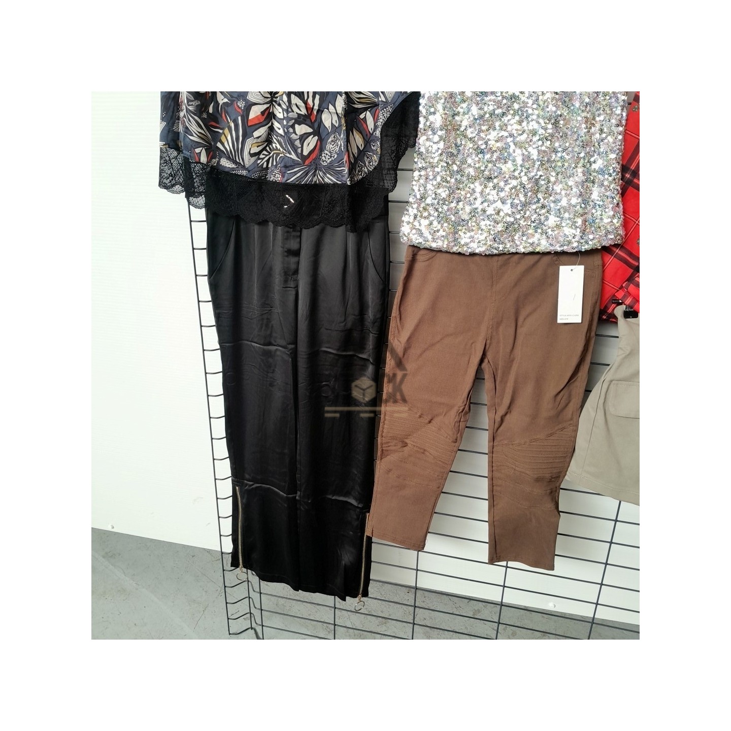 TEXTILE - 300 pièces