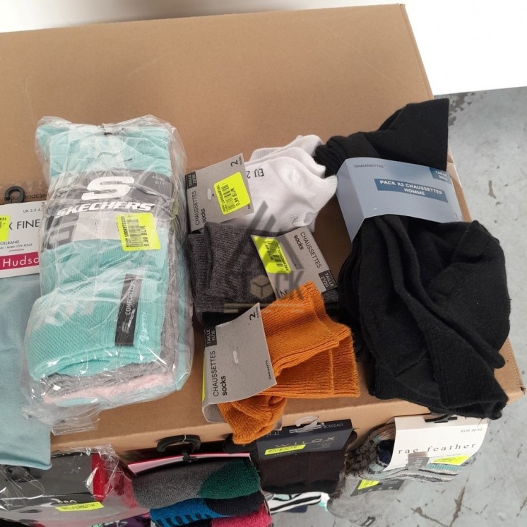 CHAUSSETTE - 300 paires