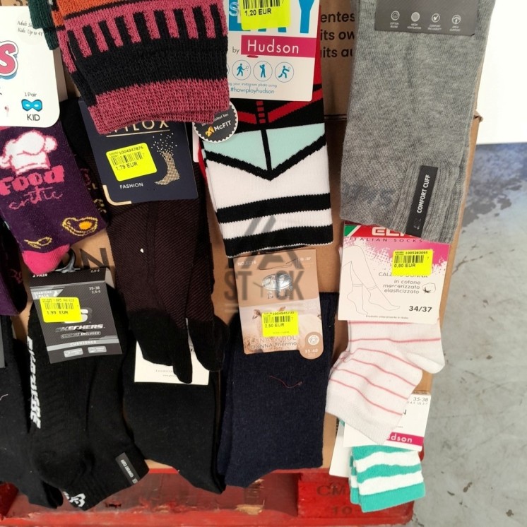 CHAUSSETTE - 300 paires