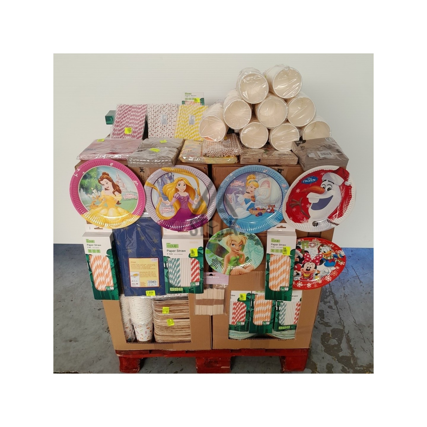 VAISSELLE JETABLE - 320 pièces