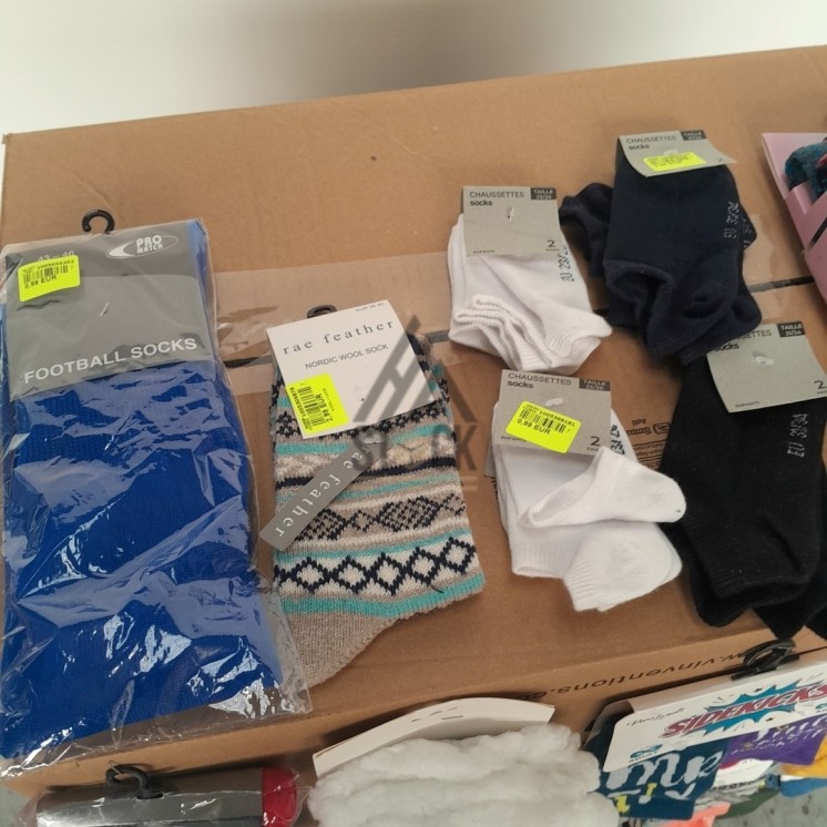 CHAUSSETTE - 300 paires