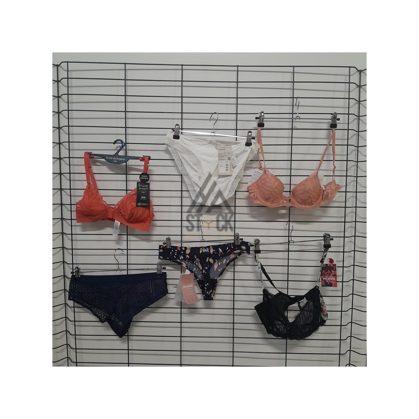 SOUS VETEMENTS DE MARQUE - 50 pièces