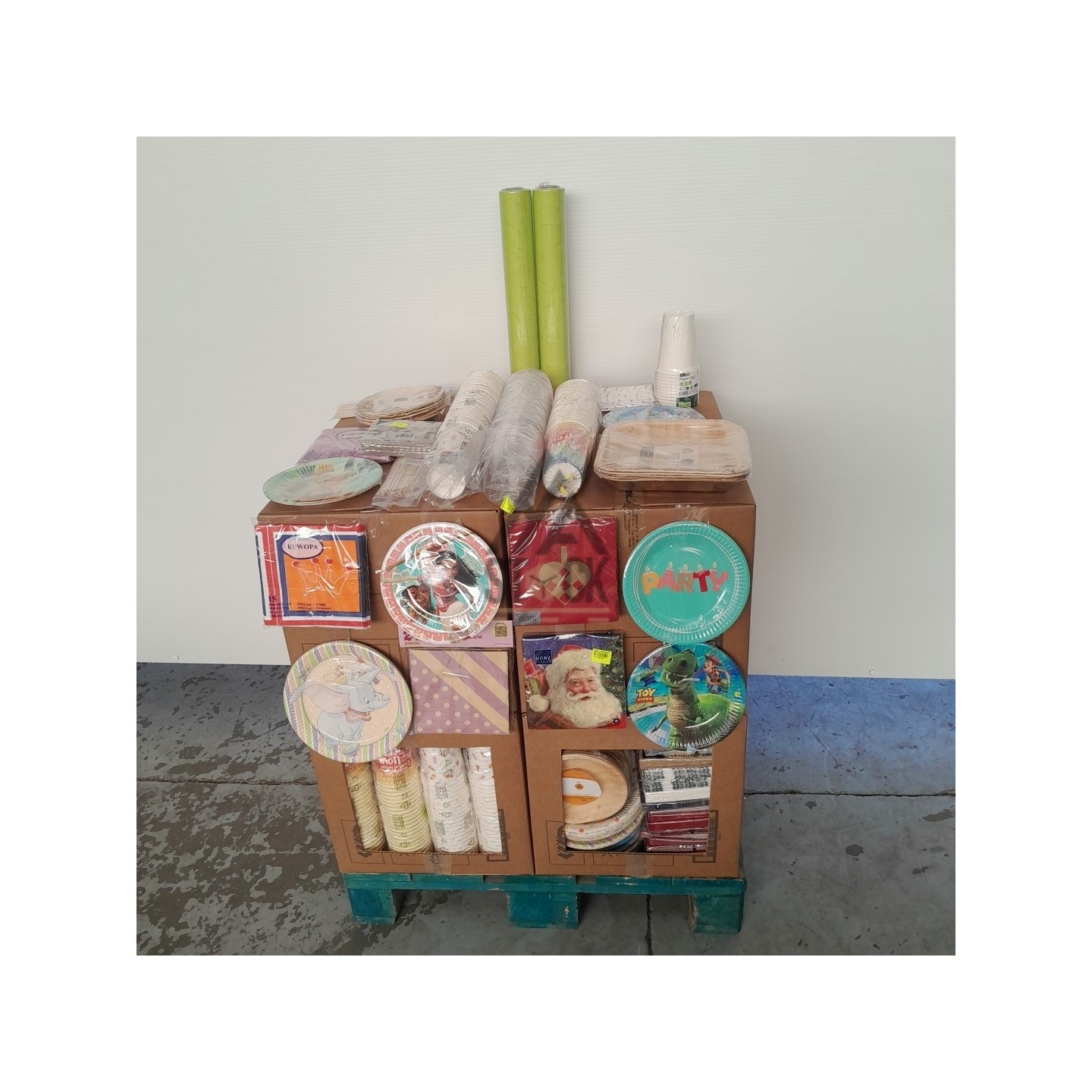 VAISSELLE JETABLE - 320 pièces