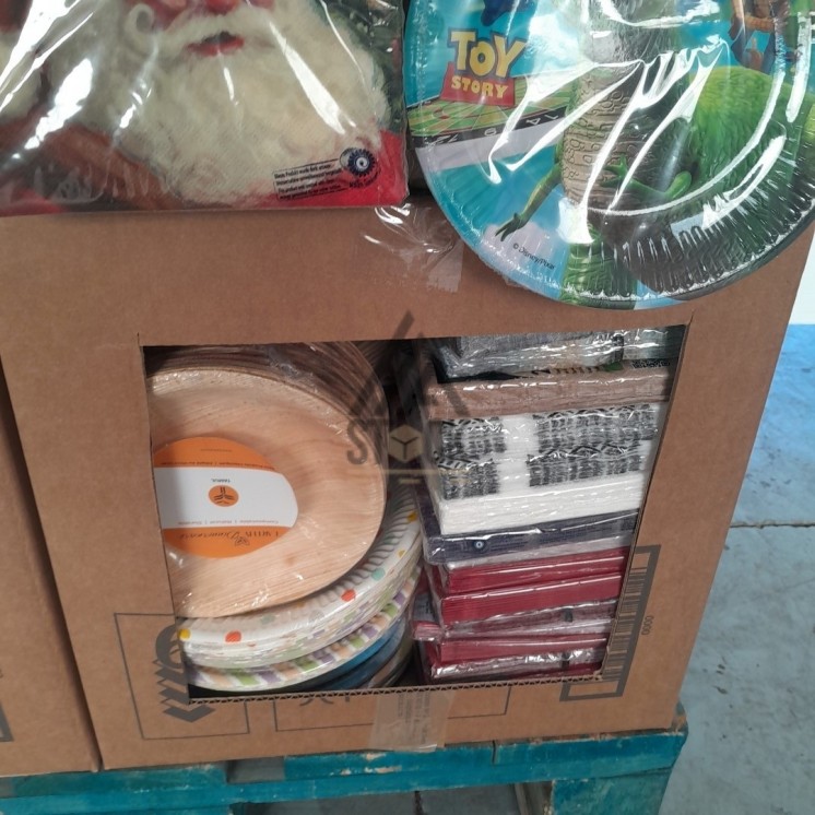 VAISSELLE JETABLE - 320 pièces