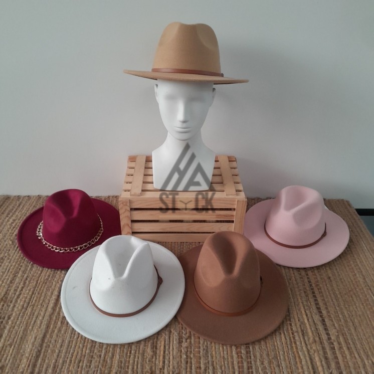 Chapeau - 34 pièces