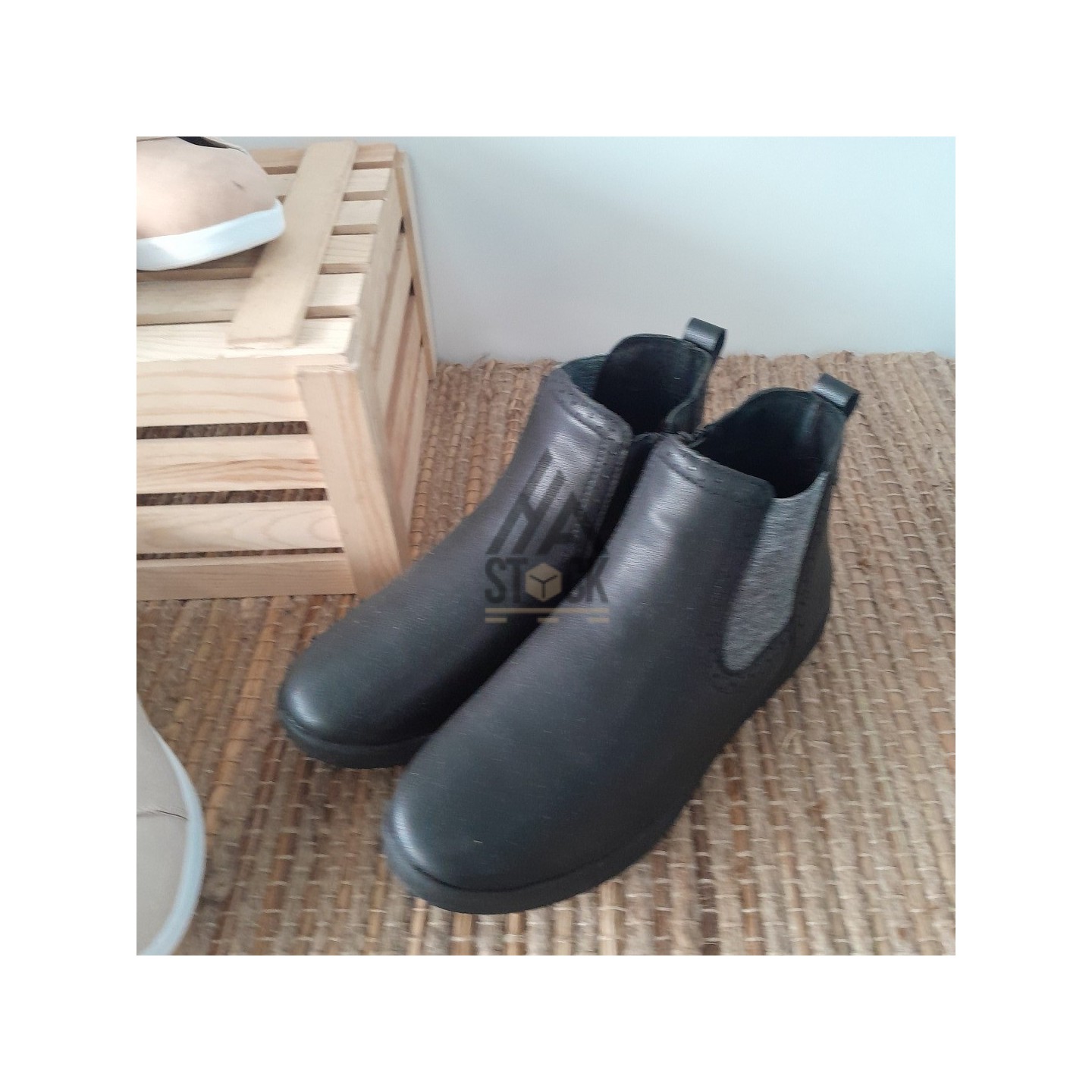 CHAUSSURE - ISOTER - 14 paires