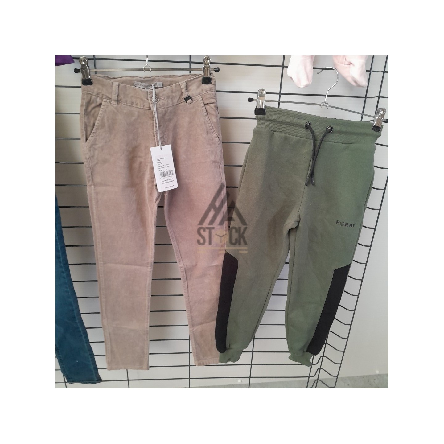 TEXTILE ENFANT de marque - 150 pièces