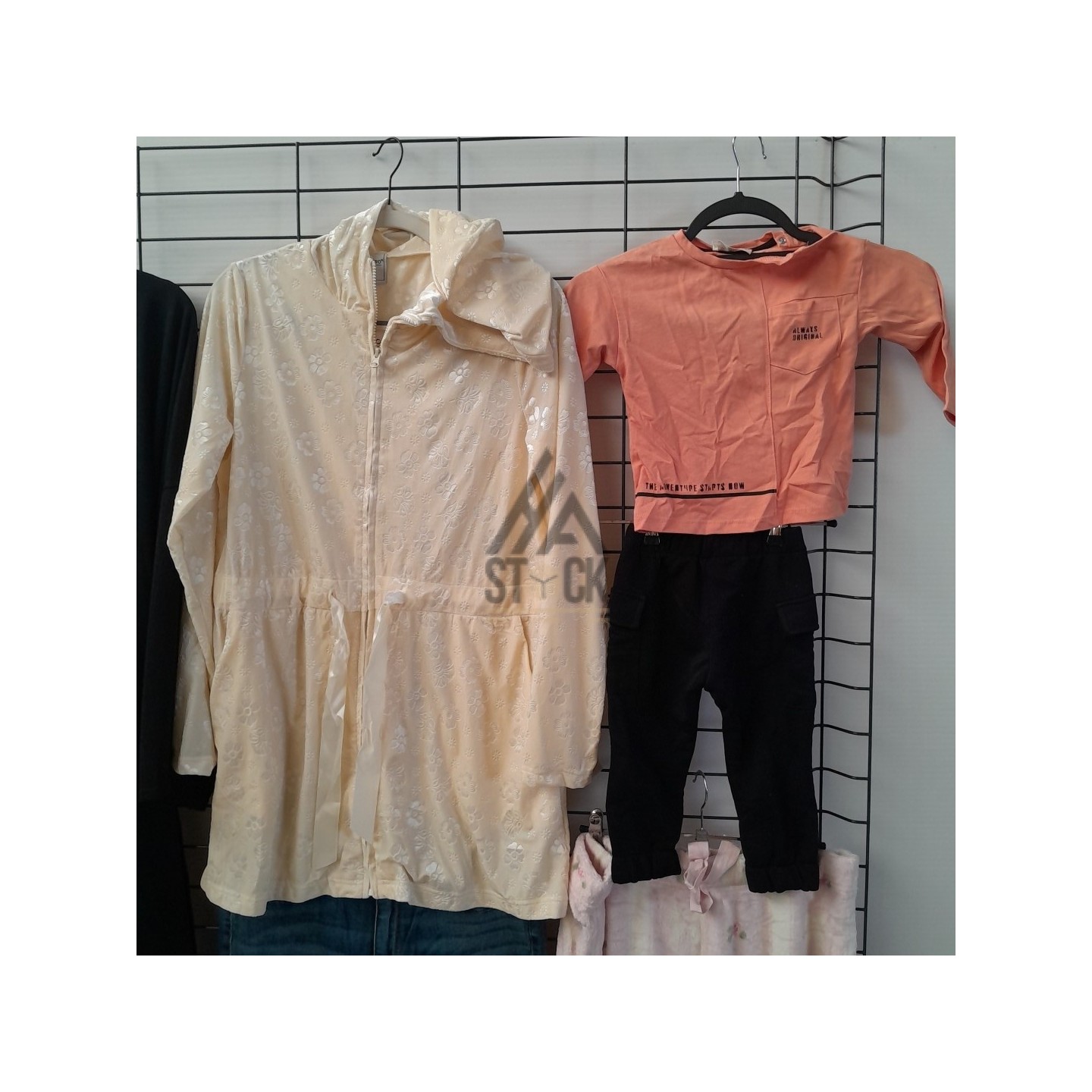 TEXTILE - 300 pièces