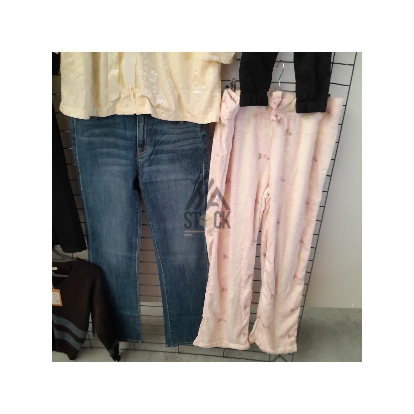 TEXTILE - 300 pièces