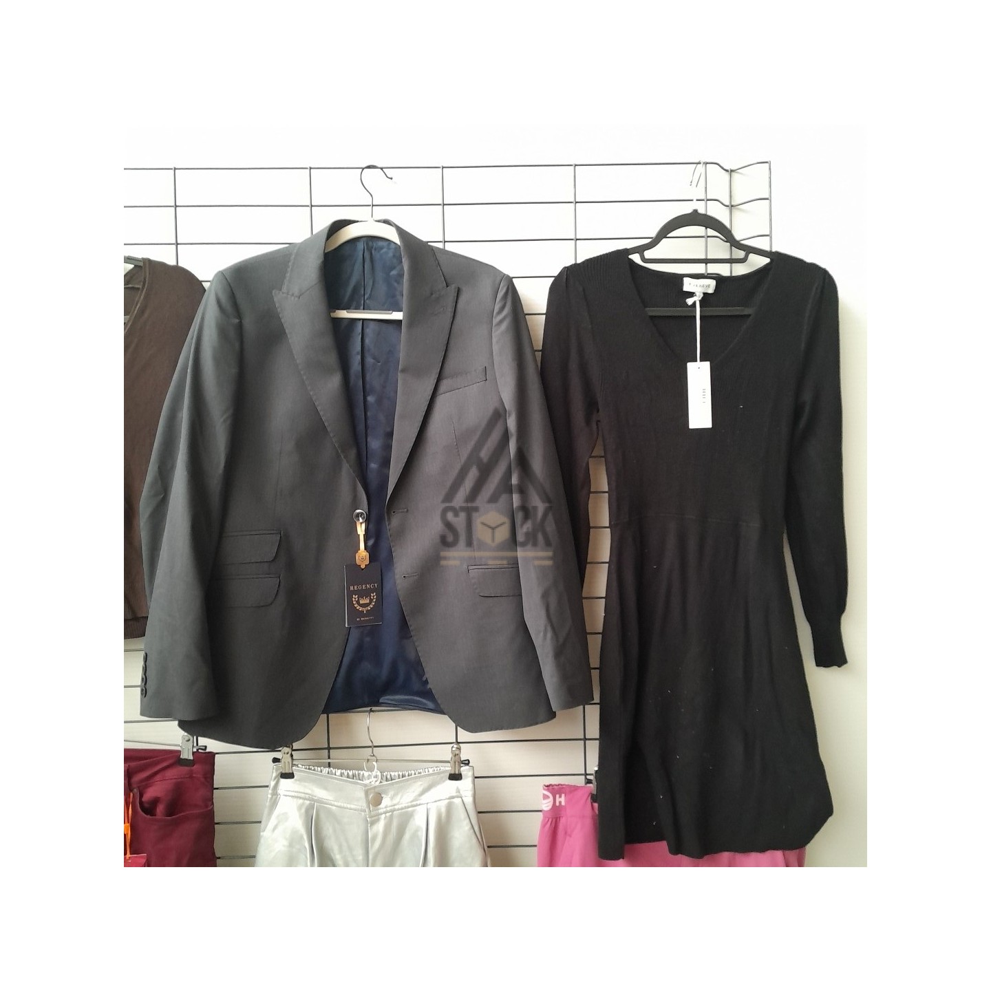 TEXTILE MARQUE  - 150 pièces