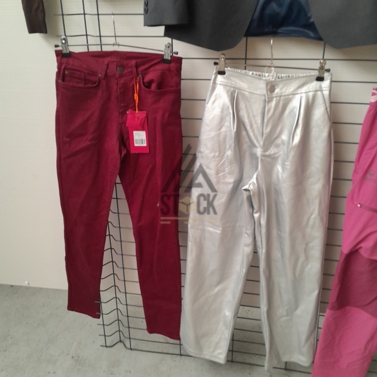 TEXTILE MARQUE  - 150 pièces