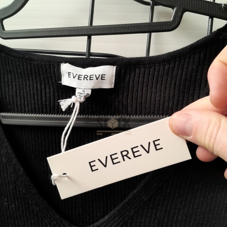 TEXTILE MARQUE  - 150 pièces