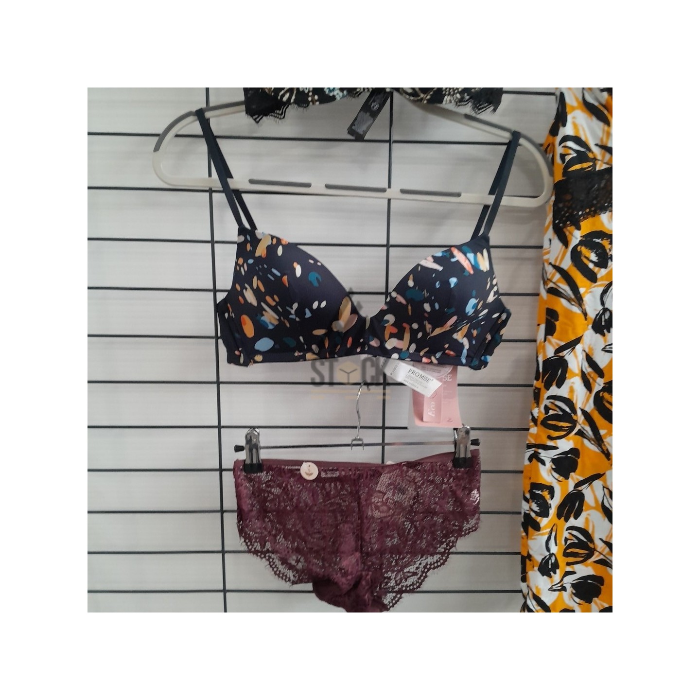 SOUS VETEMENTS DE MARQUE - 50 pièces