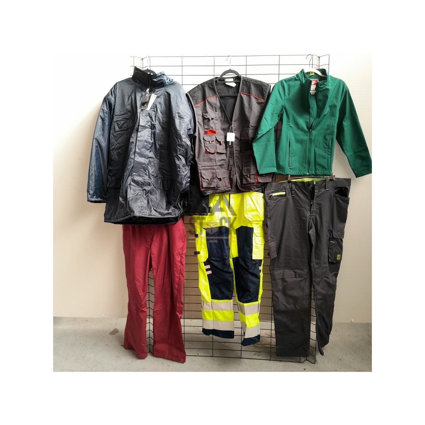 Vêtements de travail - 110 pièces