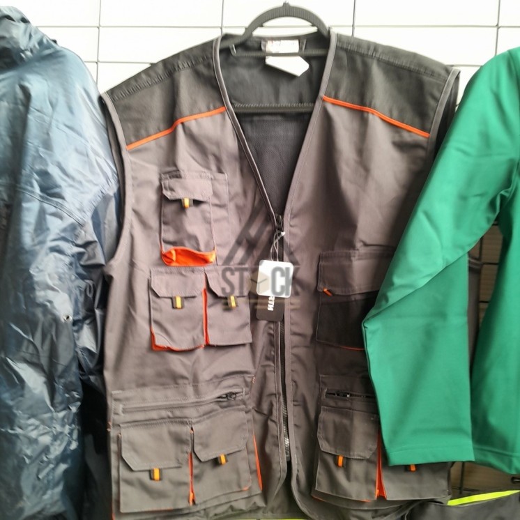 Vêtements de travail - 110 pièces