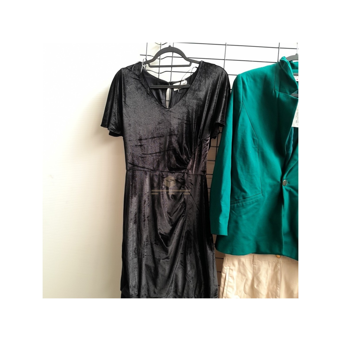 TEXTILE - NAF NAF -  50 pièces