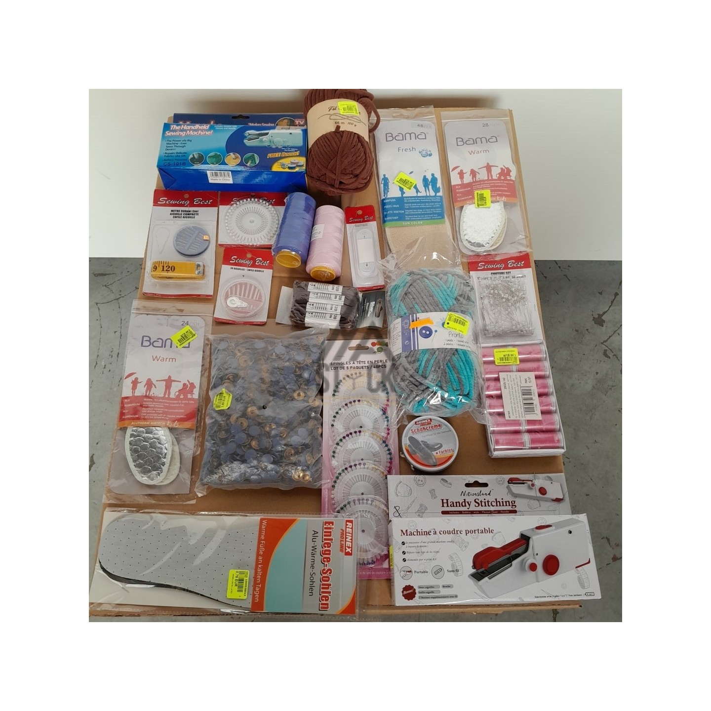 MERCERIE - 300 pièces