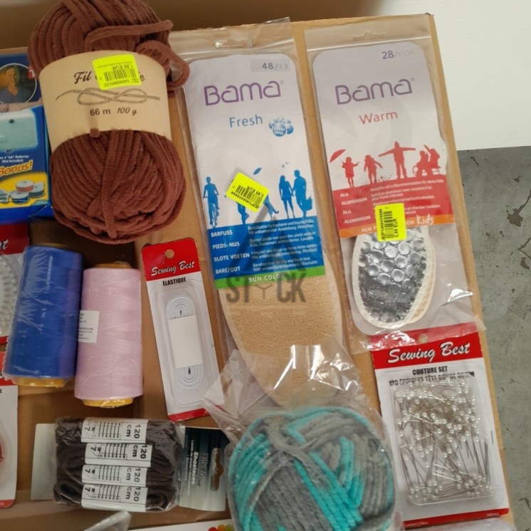 MERCERIE - 300 pièces