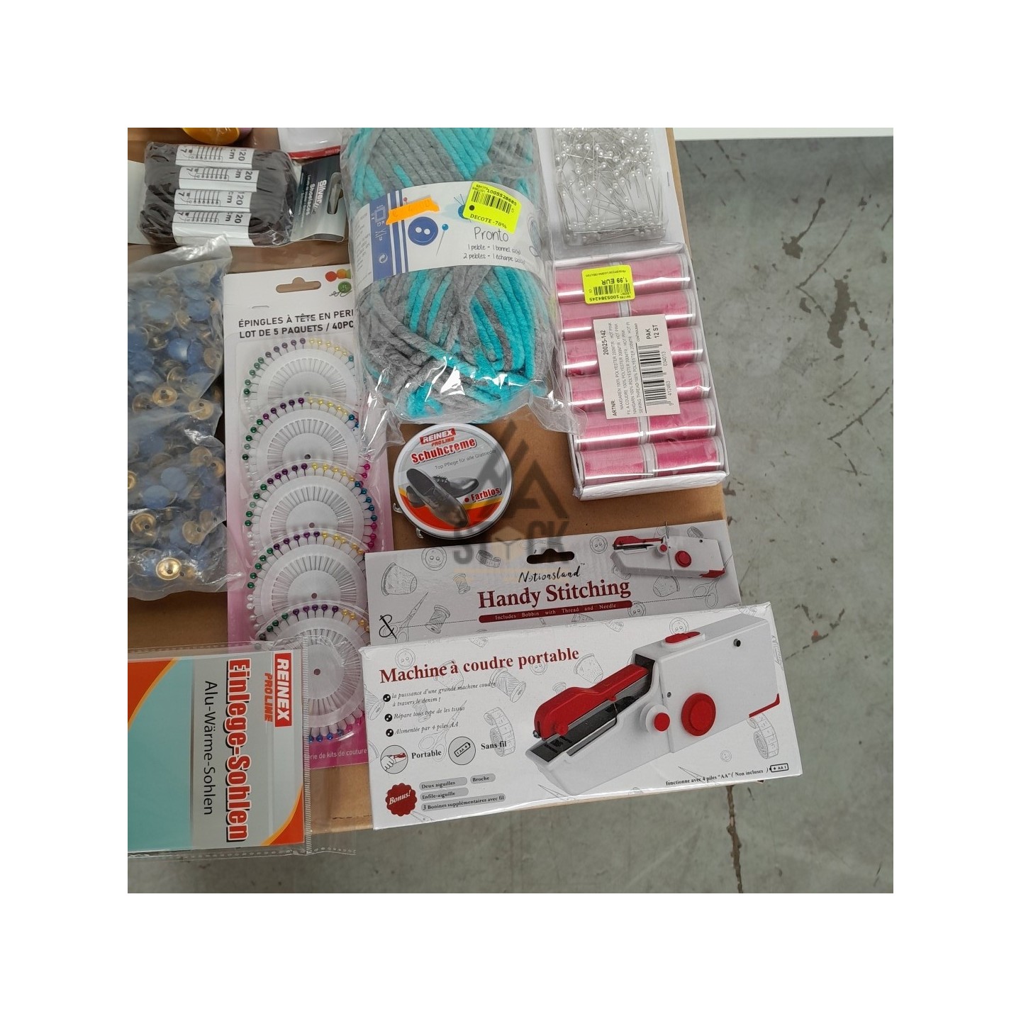 MERCERIE - 300 pièces