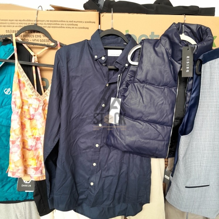 TEXTILE MARQUE  - 700 pièces