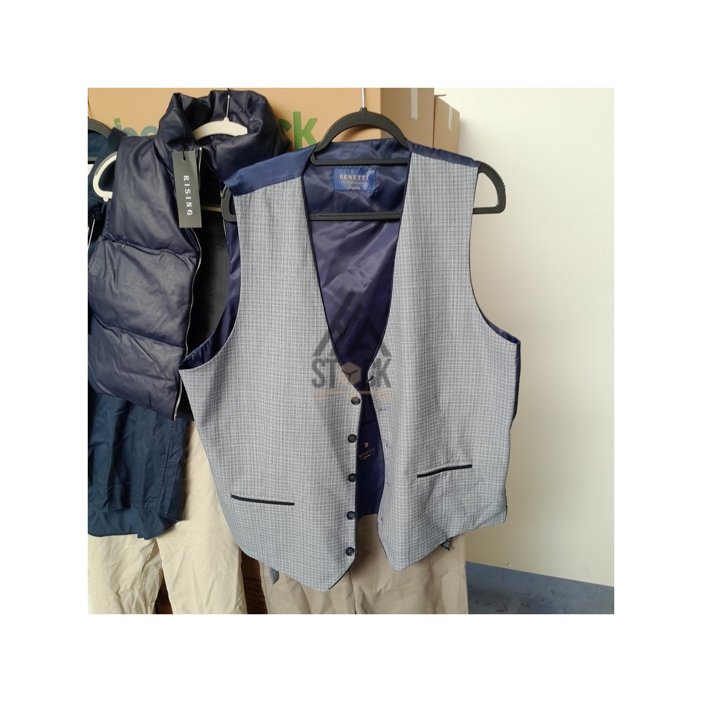 TEXTILE MARQUE  - 700 pièces