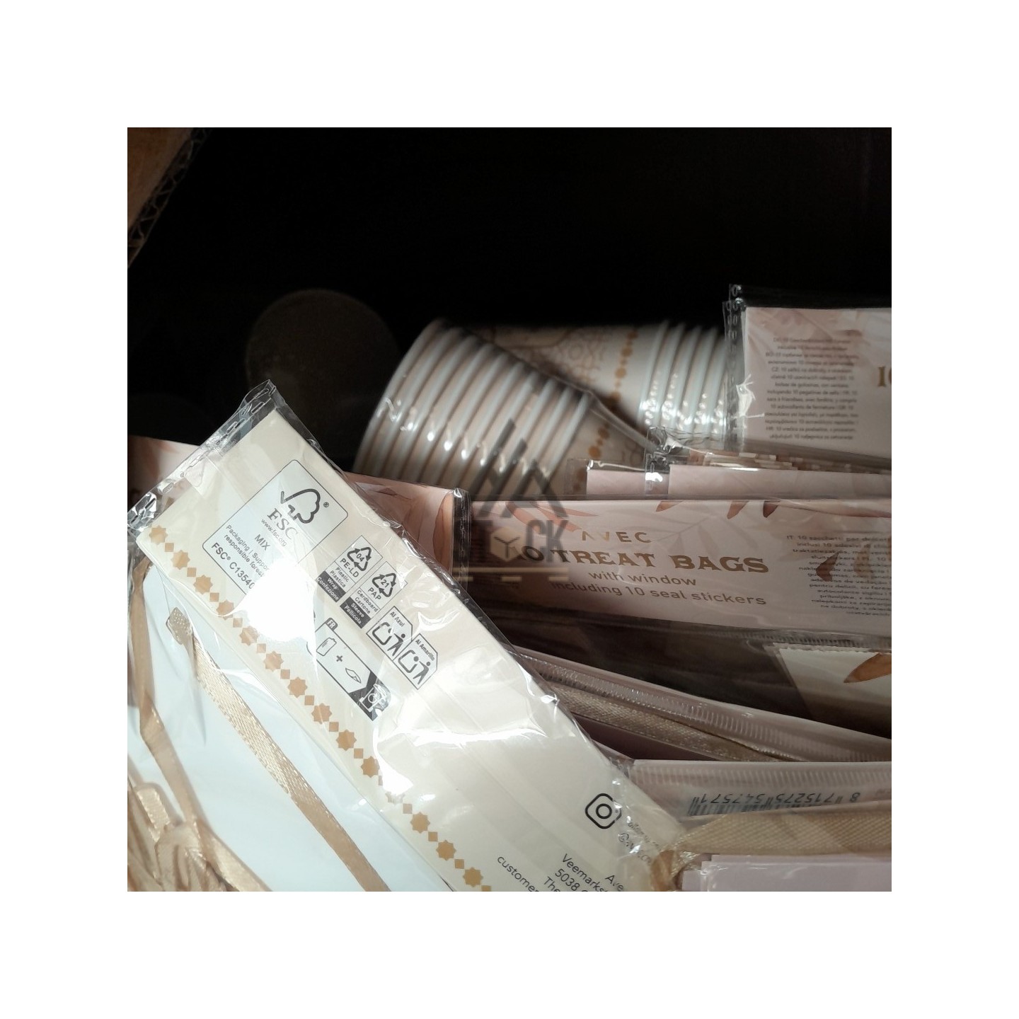 PALETTE A****N - A281