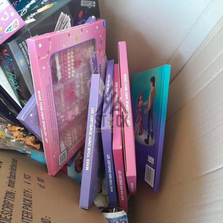 PALETTE A****N - A284