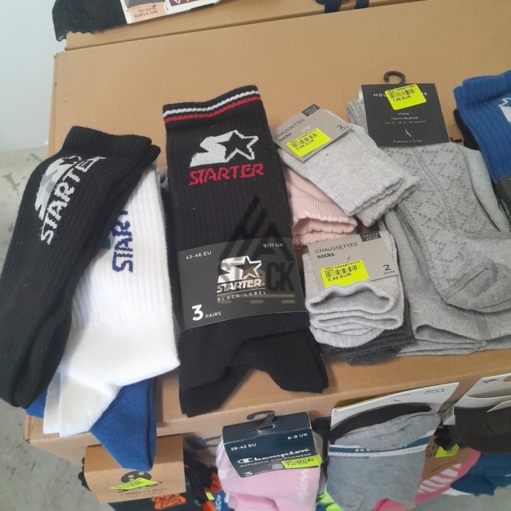 CHAUSSETTE - 300 paires