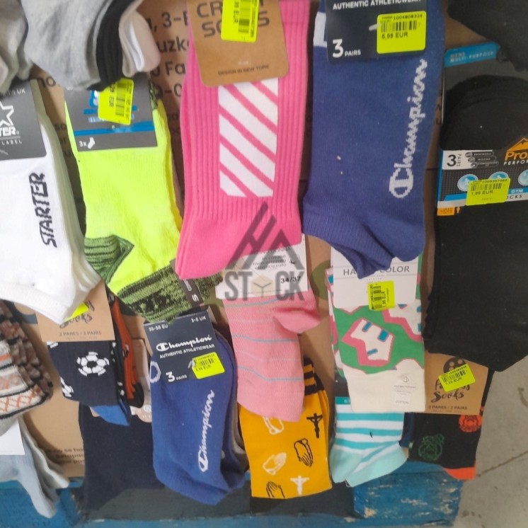 CHAUSSETTE - 300 paires