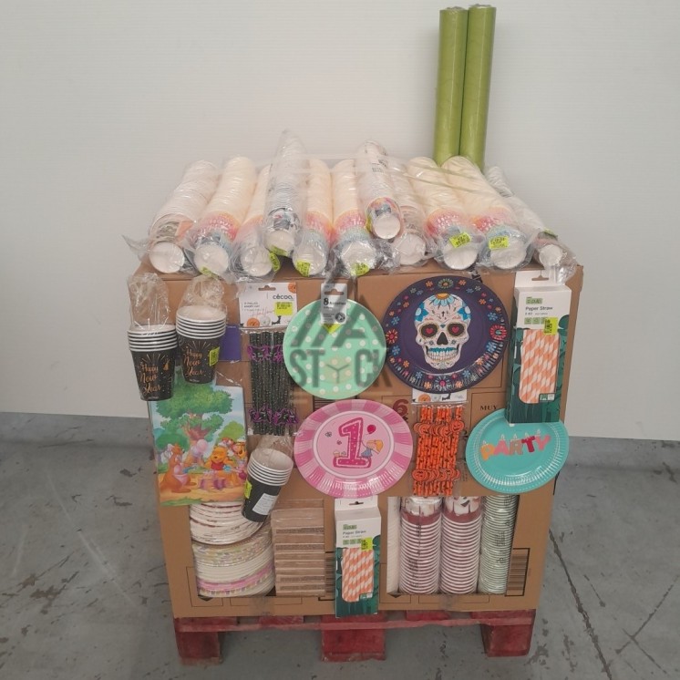 VAISSELLE JETABLE - 320 pièces