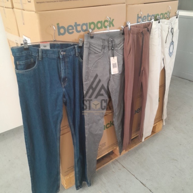 TEXTILE - 700 pièces