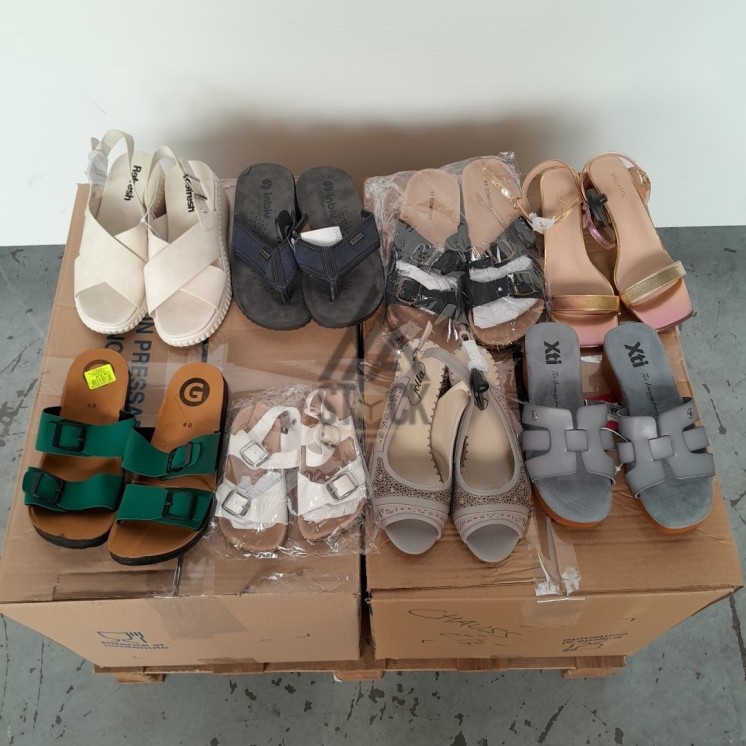 CHAUSSURES  ÉTÉ - 60 paires