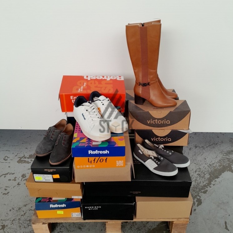 CHAUSSURE en boite  - 20 paires