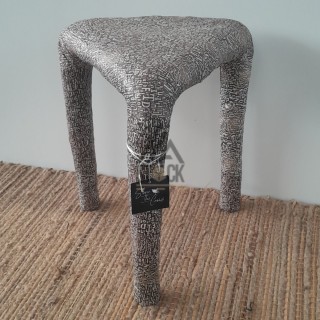 Table en papier maché - 12 pièces