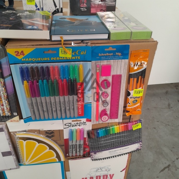 FOURNITURE SCOLAIRE