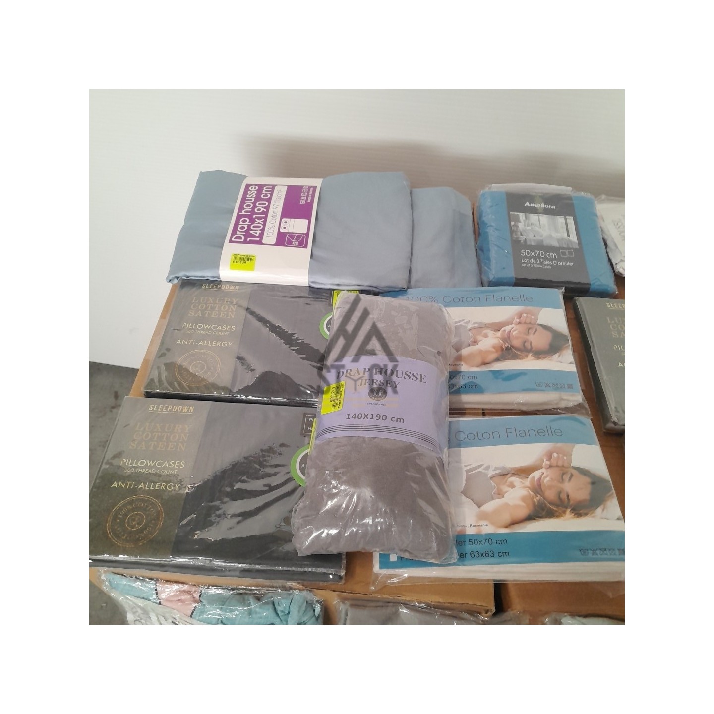 LINGE DE MAISON - 100 pièces